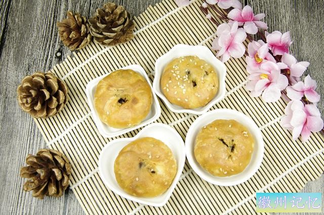 徽州名产黄山烧饼，皮薄如纸，鲜香酥脆，皇帝也爱的人间美味-8.jpg