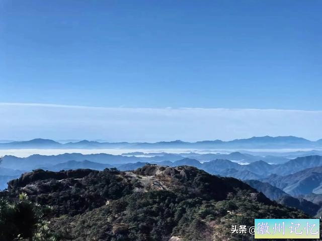看日出不雅观云海登顶莲花峰，76岁老父亲和72岁老母亲自助游黄山-15.jpg
