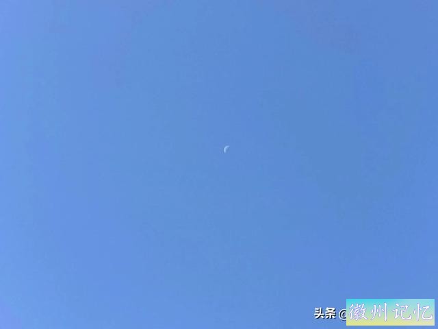 看日出不雅观云海登顶莲花峰，76岁老父亲和72岁老母亲自助游黄山-19.jpg