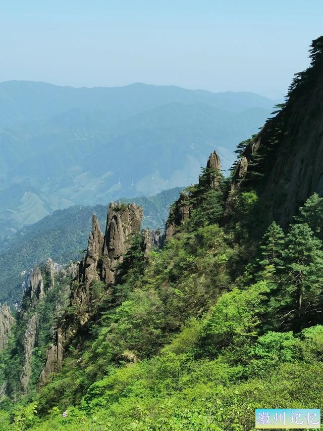 黄山·光明顶·远眺-5.jpg