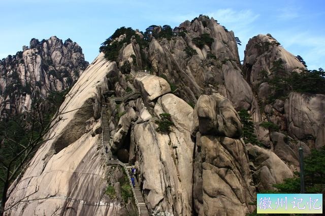 为什么要叫天都峰？黄山中的“群仙所都”，最具仙界味道的主峰-2.jpg