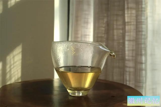 今晚有茶 | 官立茶厂不同品种的三泡茶，指向的都是莲花峰之味-18.jpg