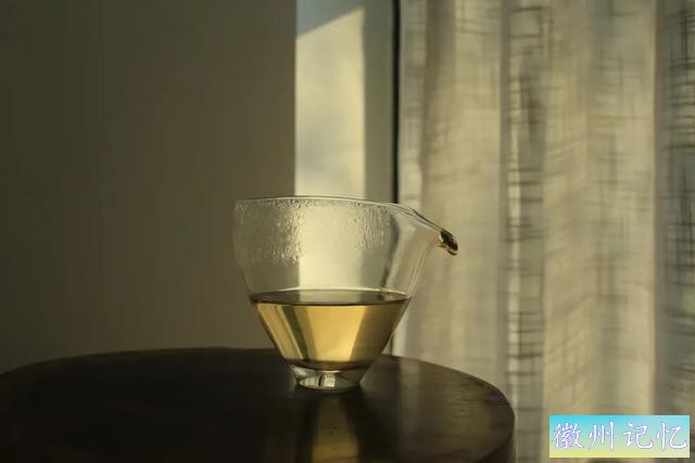 今晚有茶 | 官立茶厂不同品种的三泡茶，指向的都是莲花峰之味-22.jpg