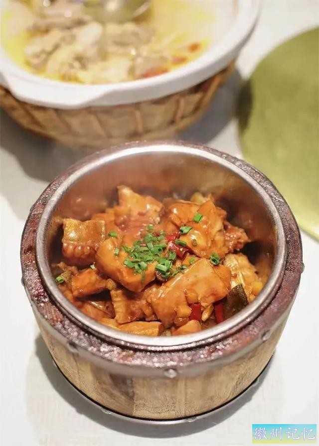 老街美食保举第一弹：臭鳜鱼、毛豆腐、黄山烧饼、徽州馄饨....-6.jpg
