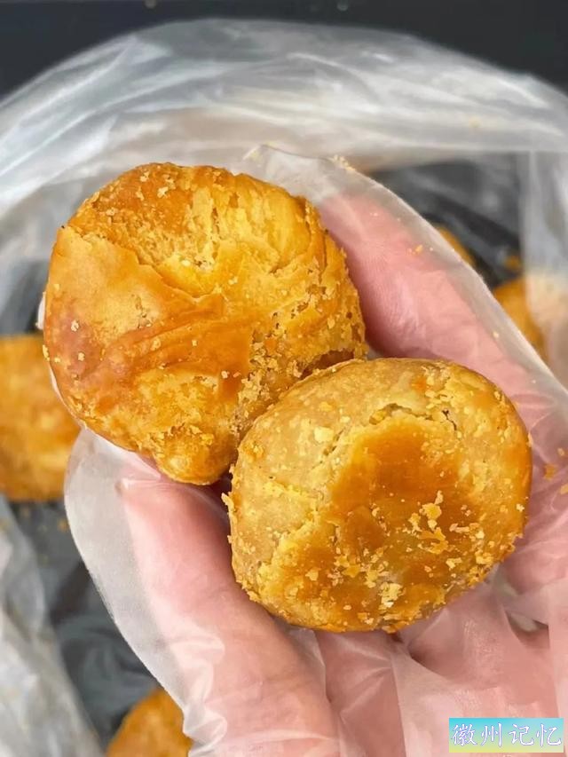 老街美食保举第一弹：臭鳜鱼、毛豆腐、黄山烧饼、徽州馄饨....-19.jpg