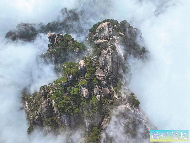 天都峰恢复开放-1.jpg